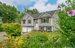 26 Old Putnam Rd Extension, Plainfield, CT 06239