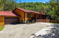 2029 Windy Lane, Sevierville, TN 37876