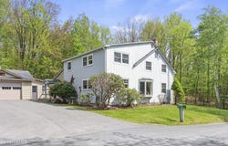924 Henderson Rd, Williamstown, MA 01267