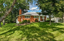 401 N Pine Cir, Pine Twp, PA 15044
