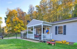 210 Valley Rd, Concord Twp, PA 16061
