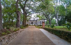 307 OAK Street, Natchez, MS 39120
