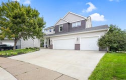 6997 Edington Circle, Shakopee, MN 55379