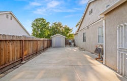 852 N Cherry Lane, Clovis, CA 93611