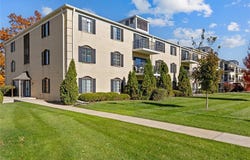 130 Thompson Dr SE, Cedar Rapids, IA 52403