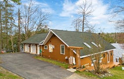 55 Stedman Lane W, Hartland, ME 04943