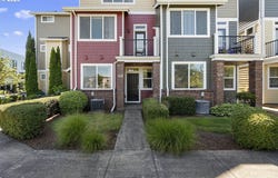 826 NW COUNCIL Dr, Gresham, OR 97030