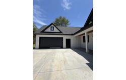141 Babb Rd, Campobello, SC 29322