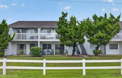 39 Roberts Road, Hampstead, NC 28443