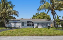 2250 Gulfstream Dr, Miramar, FL 33023