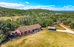 13830 STATE HIGHWAY 16 S, Pipe Creek, TX 78063