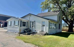588 E Pierce Road, Ithaca, MI 48847