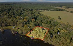 229 County Rd 3637, Jefferson, TX 75657