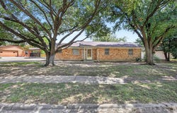 1207 Royal Drive, Kaufman, TX 75142