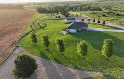 10250 SE 30th Ave, Pratt, KS 67124