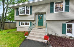 6 Morone Place, Albany, NY 12205