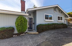 454 MERRILL St, CoosBay, OR 97420