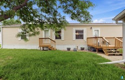 1405 E Ivy Pl, Sioux Falls, SD 57103