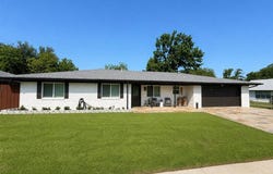 436 Ball Street, Grapevine, TX 76051