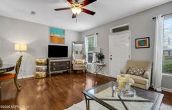 535 HOPEWELL Drive, Orange Park, FL 32073