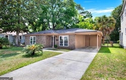 325 Forrest Avenue, Savannah, GA 31404