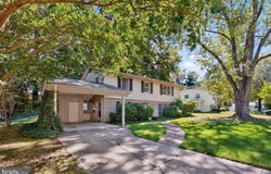 6105 FERNLEIGH Boulevard, SPRINGFIELD, VA 22152