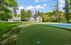 75 Centerport Road, Greenlawn, NY 11740