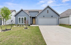 405 Perry Pl, Rockdale, TX 76567