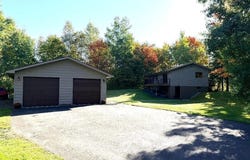 45 Randall Ave, Esko, MN 55733