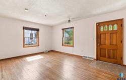 1100 S Glendale Ave, Sioux Falls, SD 57105