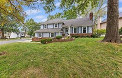 14022 S Cottonwood Drive, Olathe, KS 66062