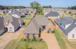 2865 Walking Dog Lane, Nesbit, MS 38651