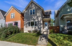 542 E Potter Ave, Milwaukee, WI 53207