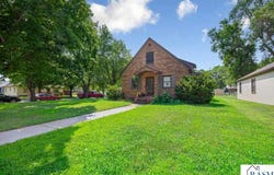 116 E Clinton Street, Arlington, MN 55307