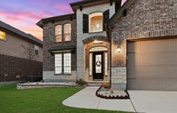 229 bee caves, Cibolo, TX 78108