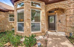 608 Crest Ridge Drive, Irving, TX 75061