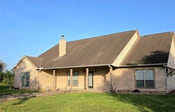 565 E Ward Street, Goliad, TX 77963