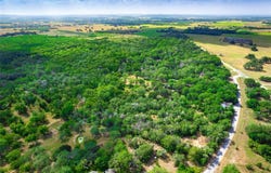 12135 Fm 1322, Luling, TX 78648