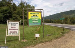 465 SHORT MOUNTAIN HEIGHTS Boulevard, DELRAY, WV 26714