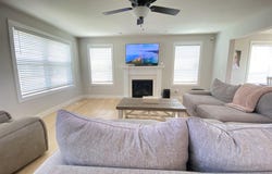 1731 Spartan Drive, Chatham, IL 62629
