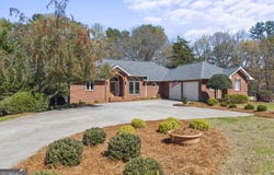 424 Capri Point, Lavonia, GA 30553