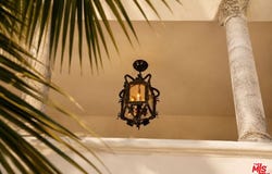 1168 N Doheny Dr, Los Angeles, CA 90069