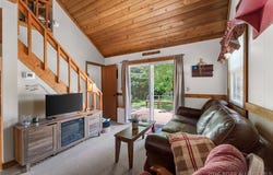 42125 Cedar Crest Place, MO 63462