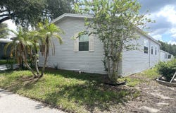 403 Coast Line Way, Valrico, FL 33594
