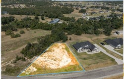 1077 Gonzollas Road, Springtown, TX 76082