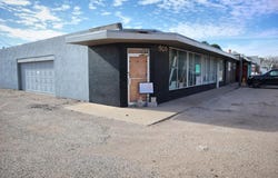 909 E 5th St, Monahans, TX 79756