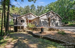 4661 Windcliff Drive NE, Rockford, MI 49341