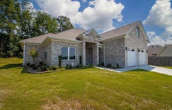 2116 Sable Oaks, Bryant, AR 72022