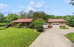 25437 Moccasin Road, Laurelville, OH 43135