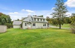 22 Hickory Ridge, Hartford, VT 05001